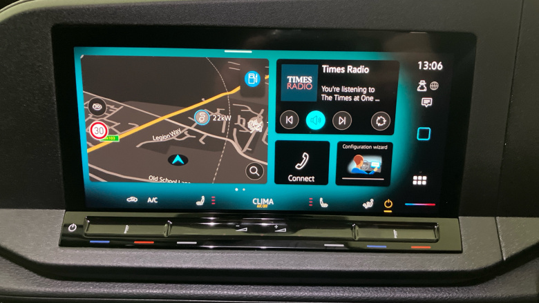 Volkswagen Caddy Cargo C20 Diesel 2.0 TDI 122PS Commerce Pro Van DSG [Tech Pack]